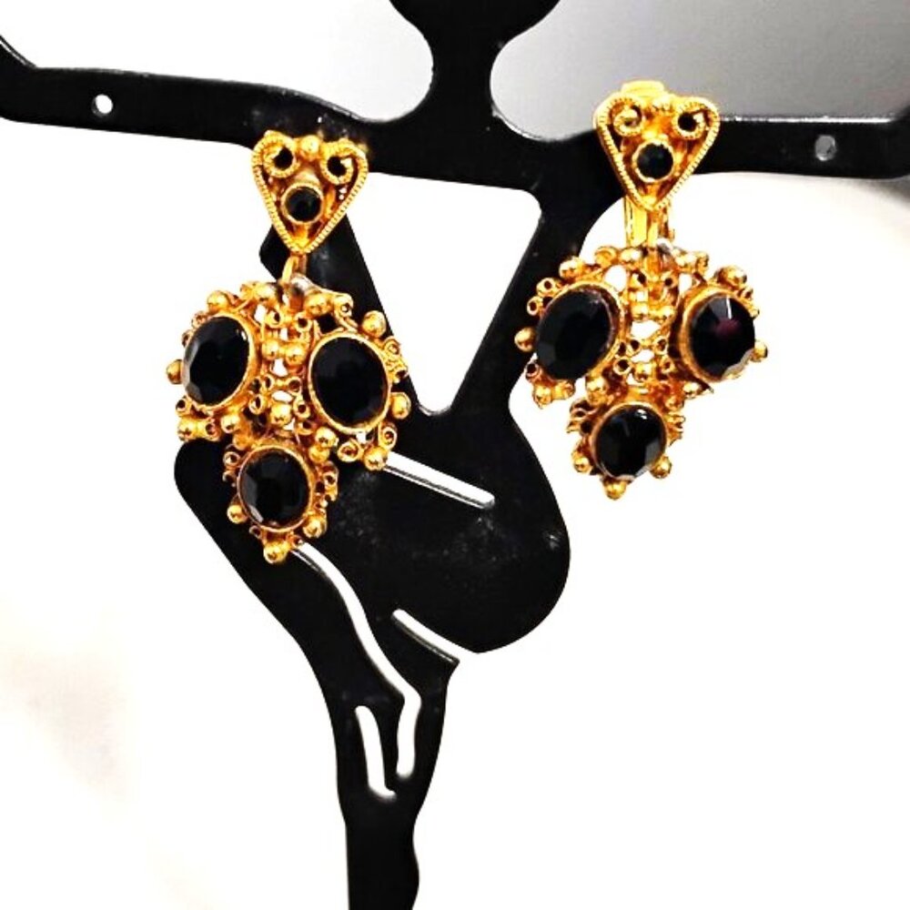 ❤️Vintage FLORENZA Black and Gold Chandelier Clip Earrings